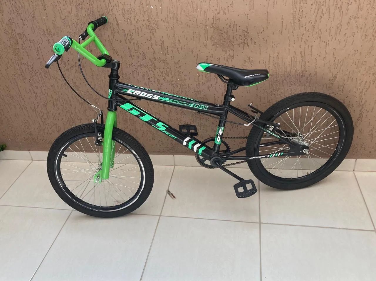Vende-se bicicleta