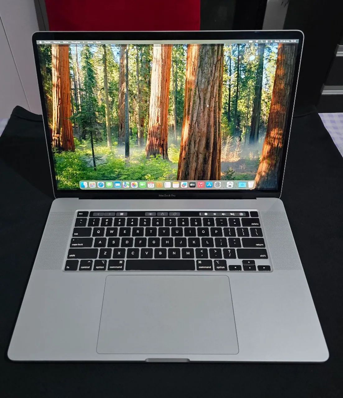 Vendo macbook pro i9 2019 1tb ssd! - Notebooks - Parque Pioneiros