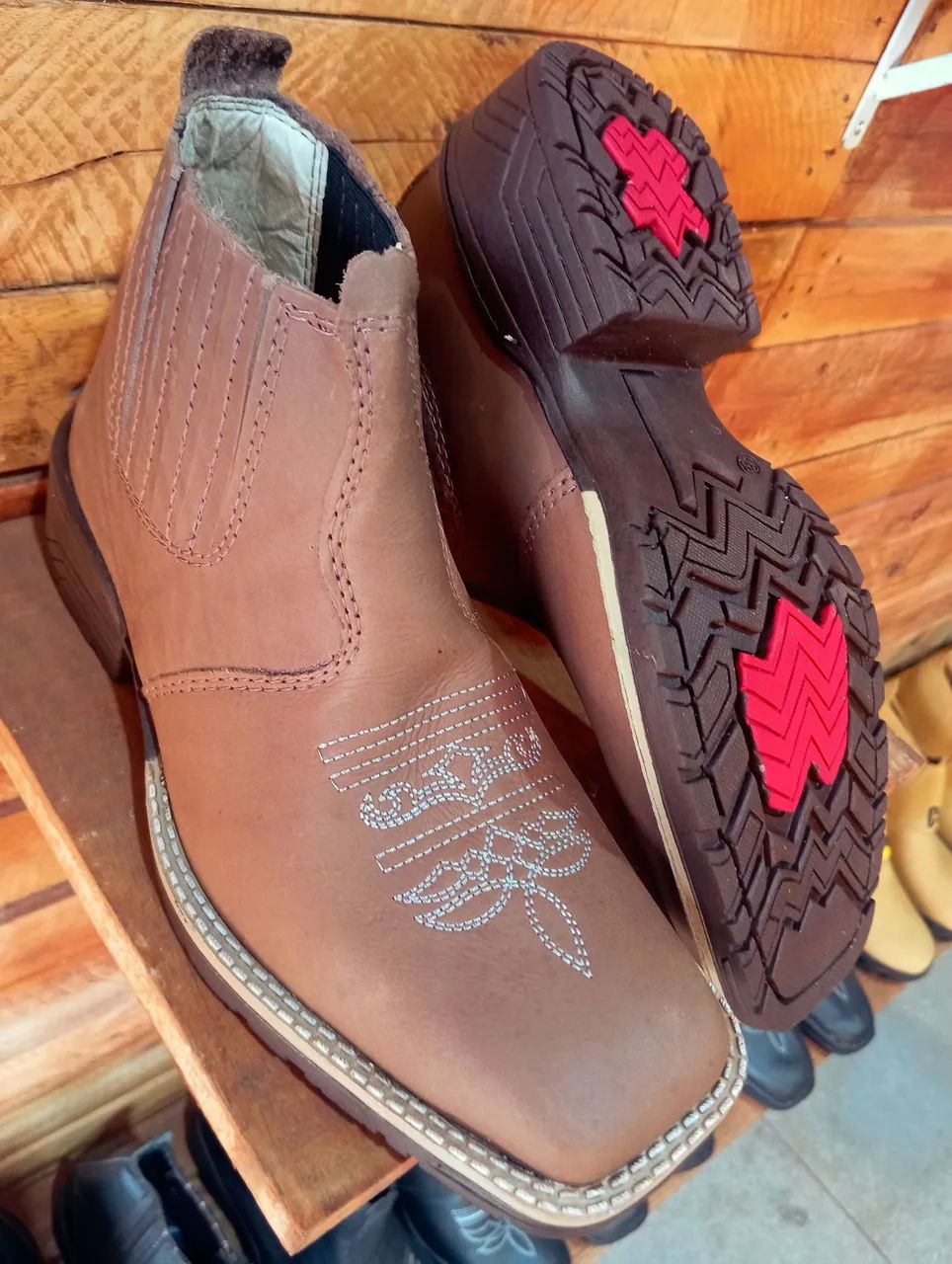 Botas de Couro 100% legítimo!!! - Foto 6