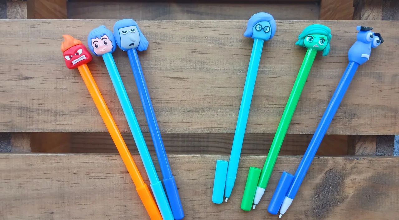 Kit com 6 Canetas Personagens Divertidamente  - Foto 3