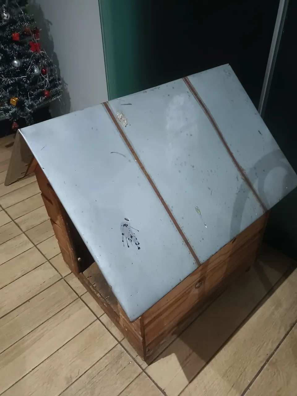 Vendo casinha de cachorro porte pequeno/médio - Foto 2