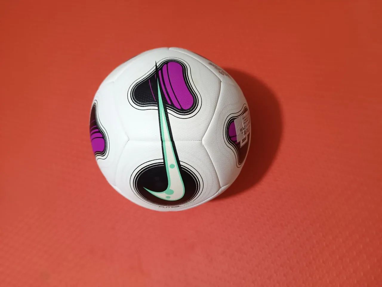 Bola de futebol de salão Nike nova  - Foto 6