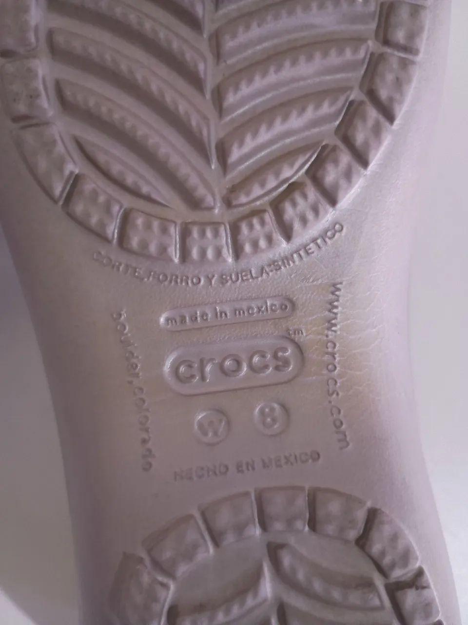 Sandália Crocs Bege - Foto 3