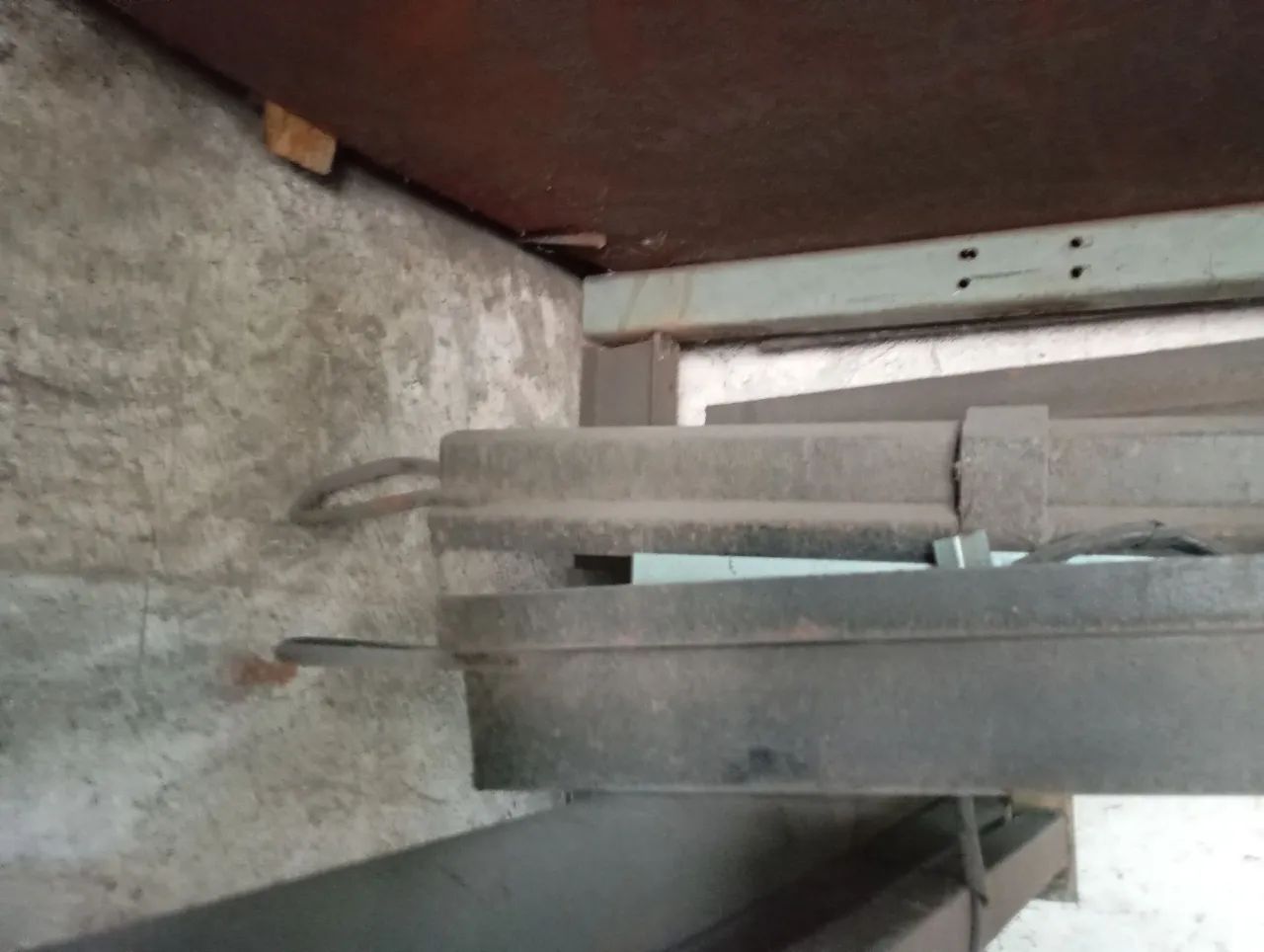 Ferramentas e materiais para construção civil64297326423041124