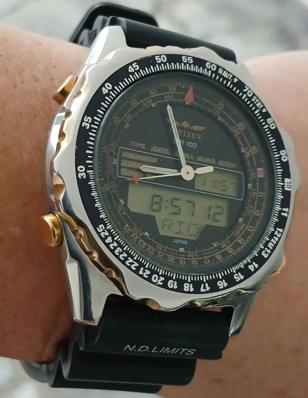 Relógio antigo sucesso anos 90 CITIZEN NEW WINGMAN AVIADOR JAPAN
