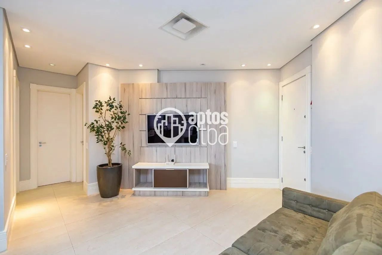 Apartamento a venda com 02 dormitórios, 01 vaga - Centro, Curitiba/PR