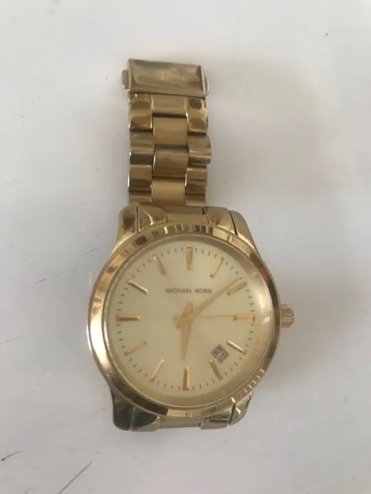 Relógio Michael Kors dourado feminino - Foto 4