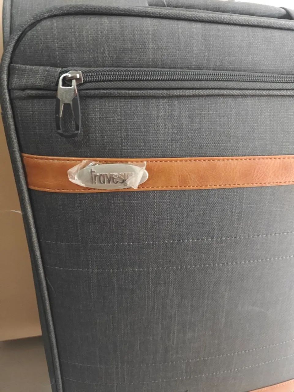 Mala de Viagem com Design Moderno e Resistente Tam M - Foto 2
