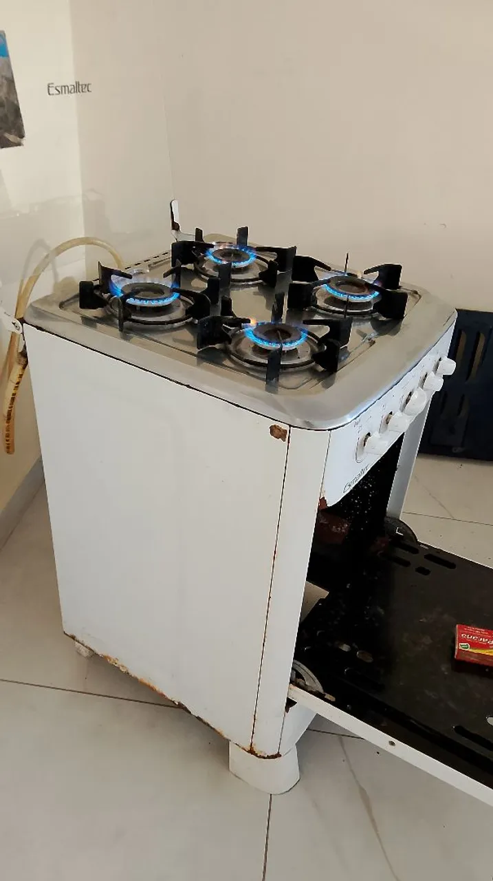 Fogão Esmaltec 4 bocas funcionando perfeitamente entrega grátis são luis 