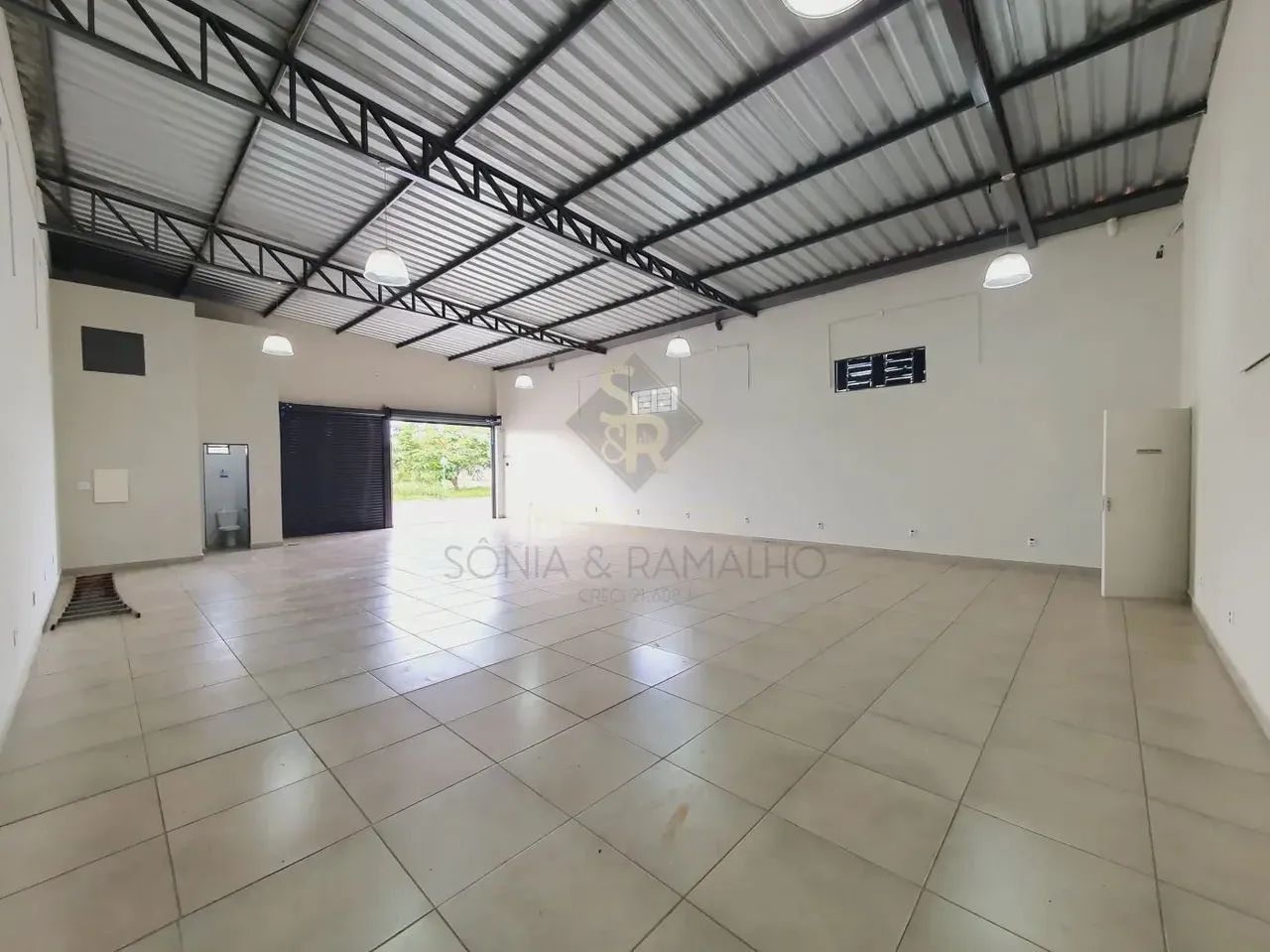 Galpão Comercial para Locação e Venda no Bairro Jardim Cristo Redentor, em Ribeirão Preto  - Foto 3