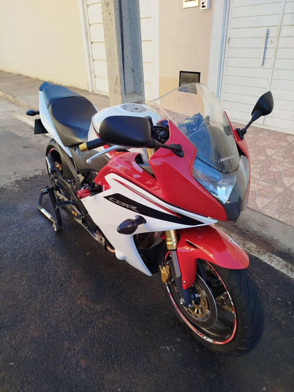 CBR 600F