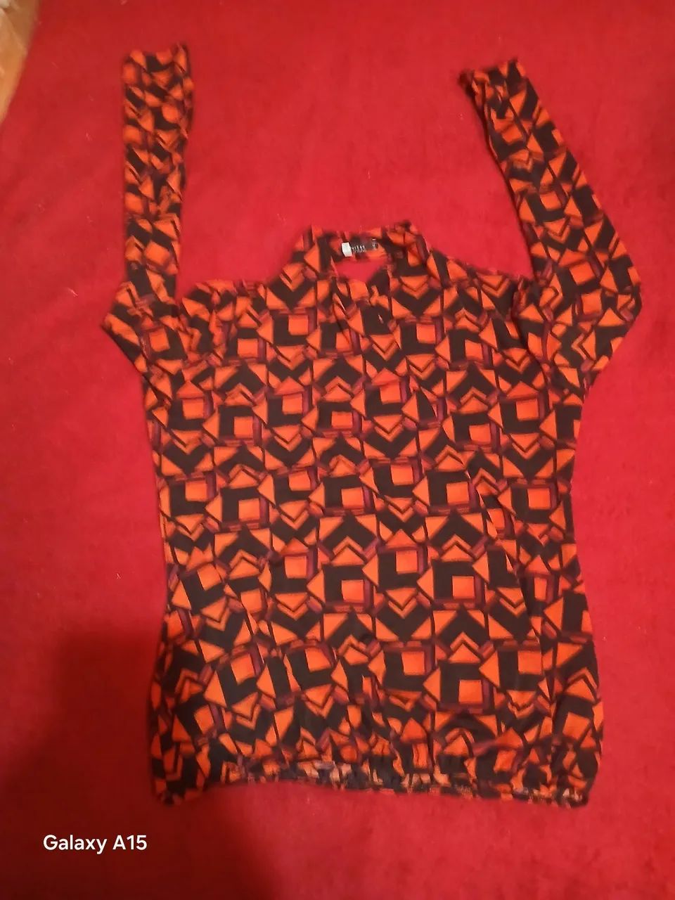 Roupas e vestidos  - Foto 5