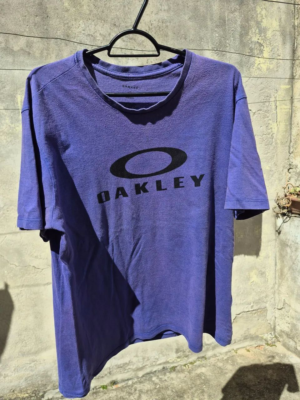 Camiseta Oakley roxa
