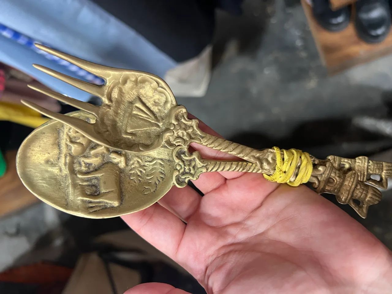 Talher de bronze maciço antiguidade 