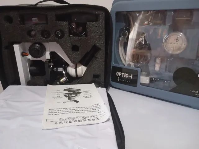 Microscópio óptico