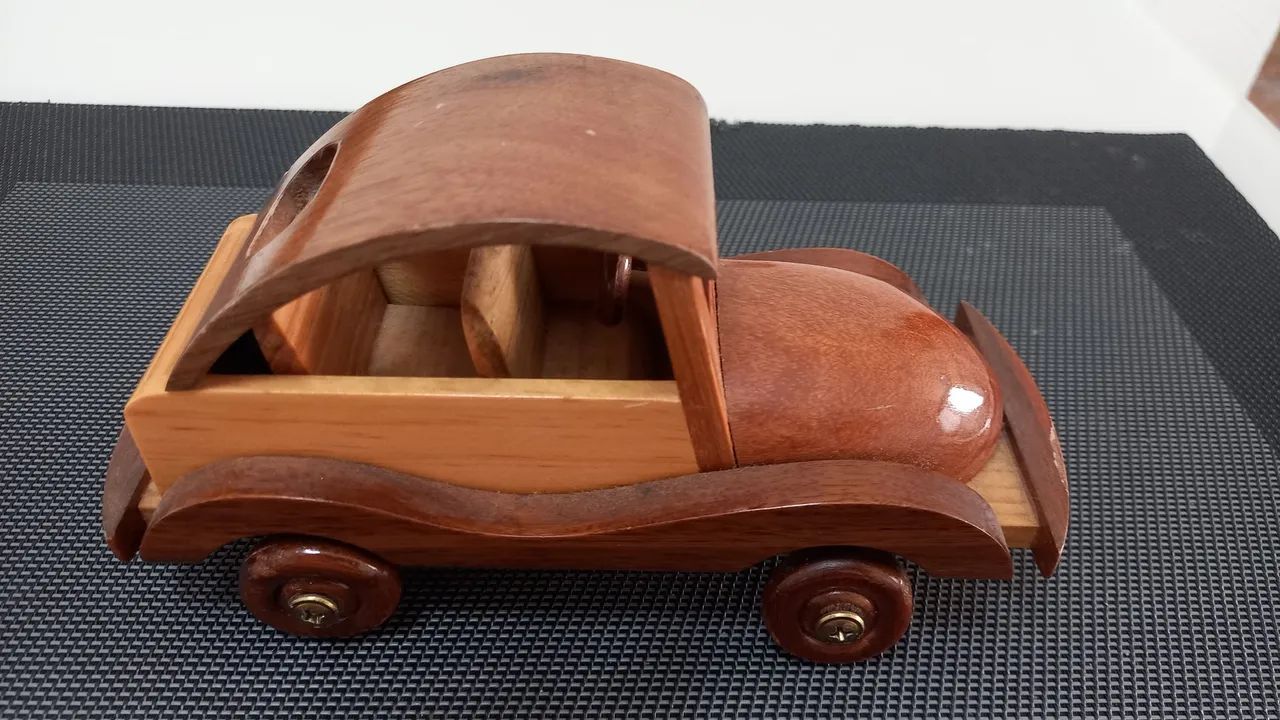 Carrinho artesanal em madeira. - Foto 2