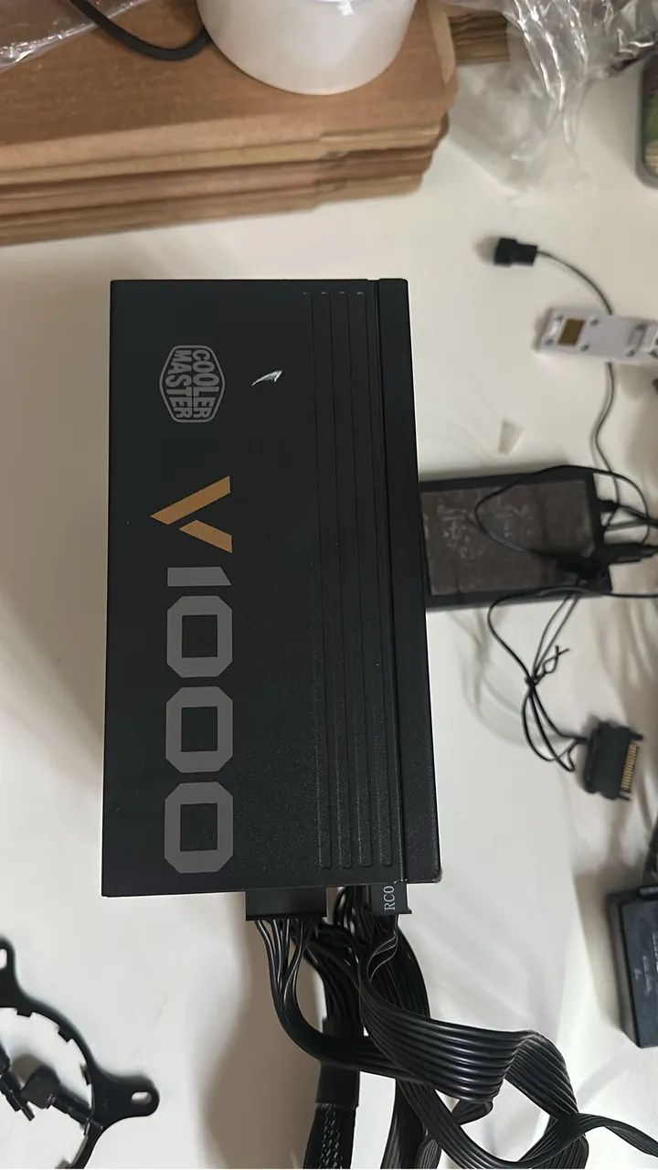Fonte cooler master V1000 80 plus platinum 