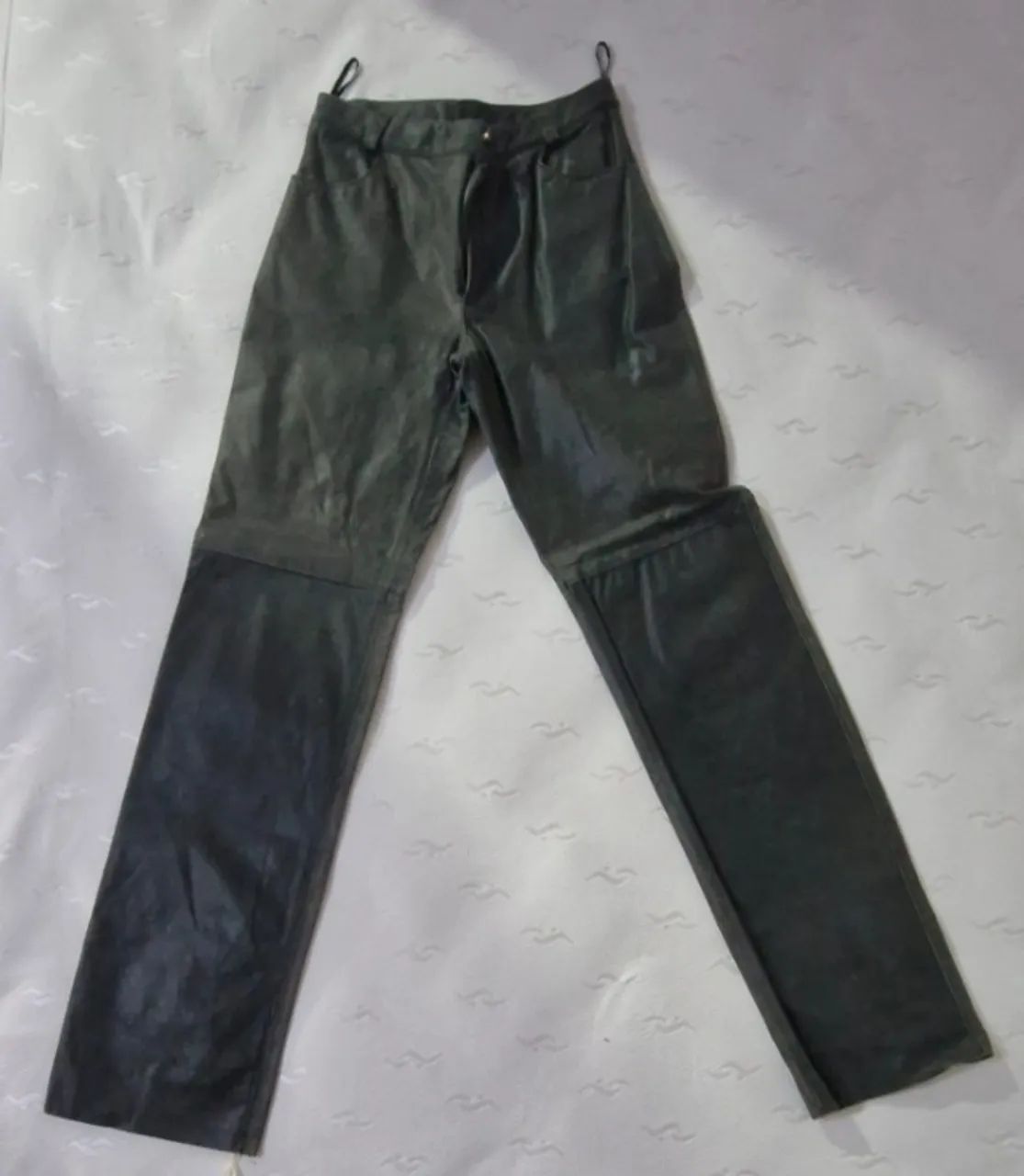 paleto e calça couro core verde caqui tipo jeans - Foto 4