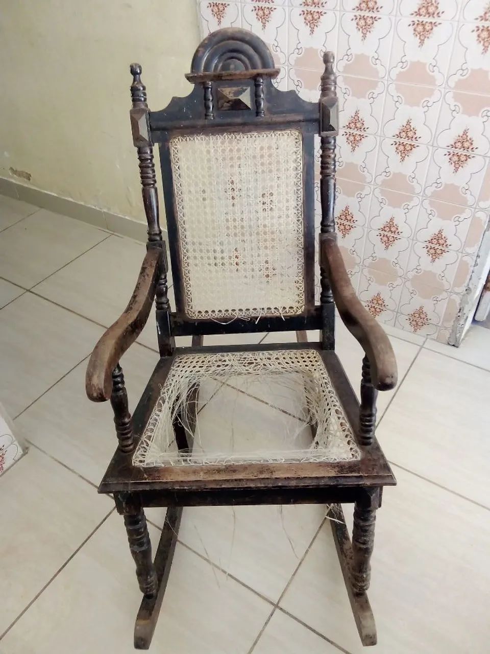 Cadeira de madeira  - Foto 2