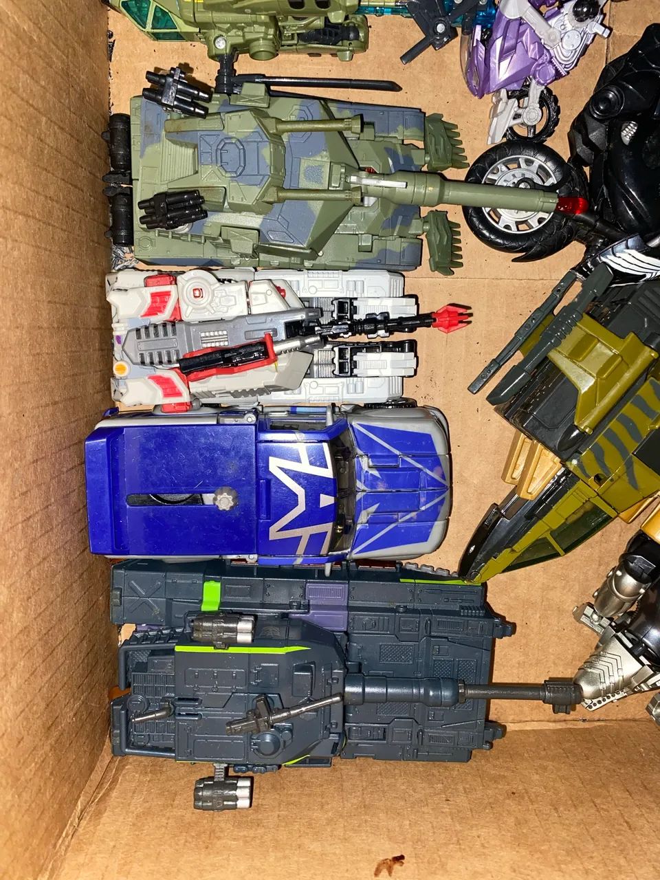 Transformers - Coleção Autobots e Decepticons - Foto 2
