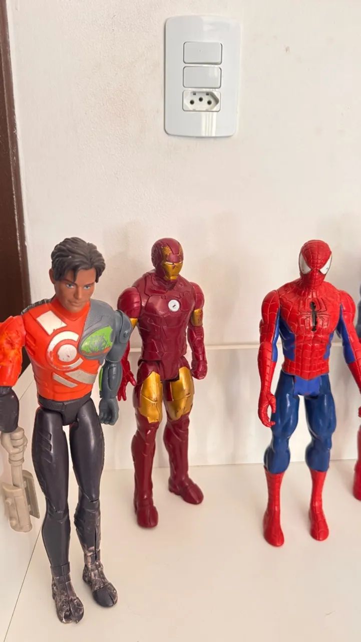 Bonecos super heróis  - Foto 2