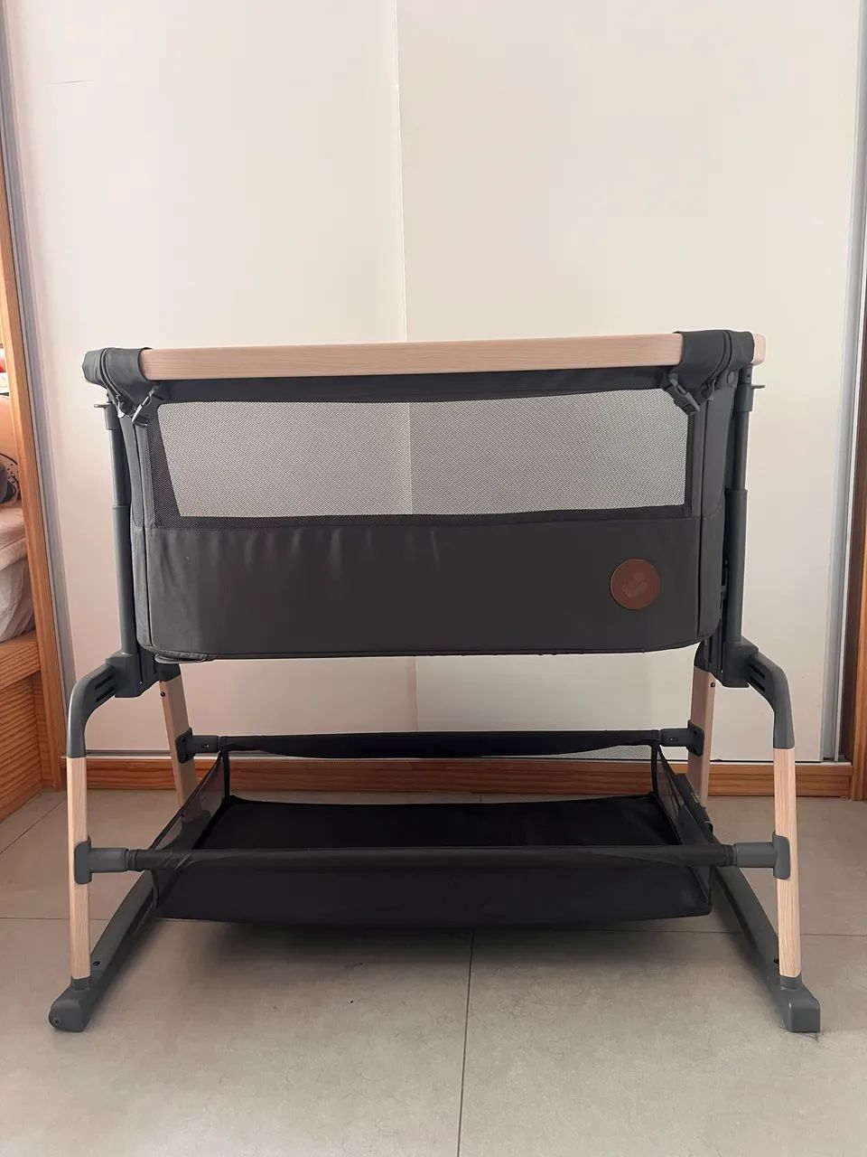 Berço Iora Air Maxi Cosi - PRATICAMENTE NOVO - Foto 4