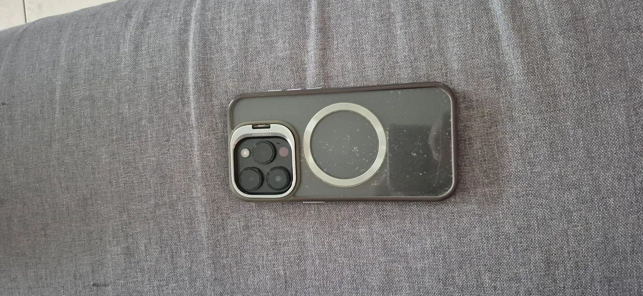 Iphone 14 Pro preto  256 GB 84% de saúde da bateria  - Foto 4