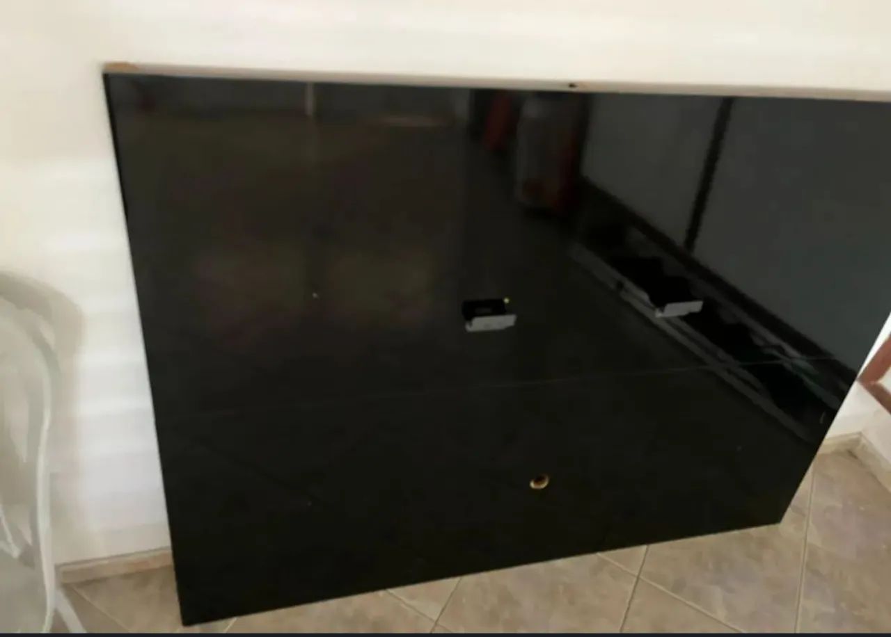 Rack para TV, com dois gavetões e painel - Foto 2