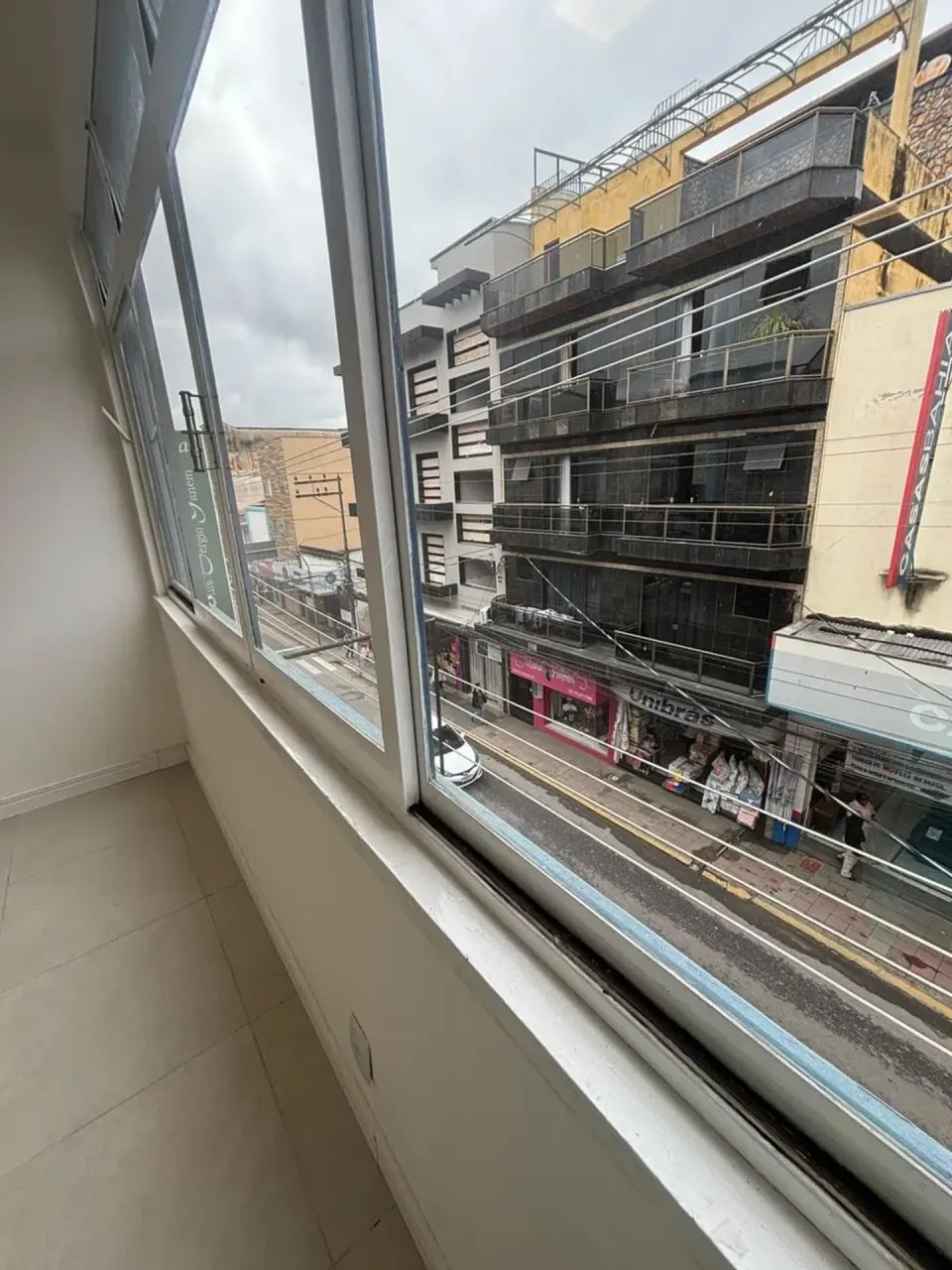 Sala comercial recém-formada no Centro de Valença! - Foto 5