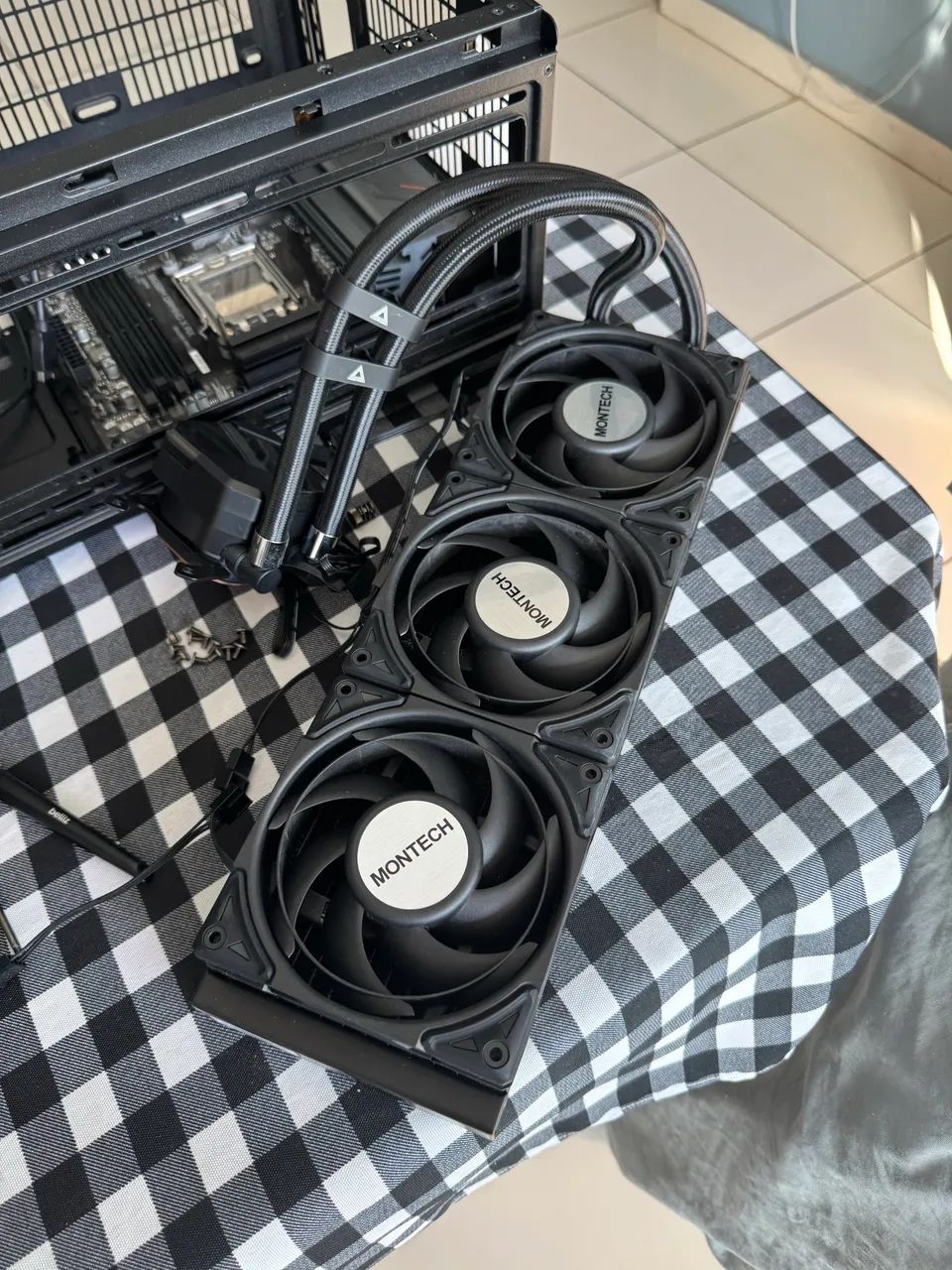 Water cooler Montech Hyperflow Silent 360mm - Foto 2