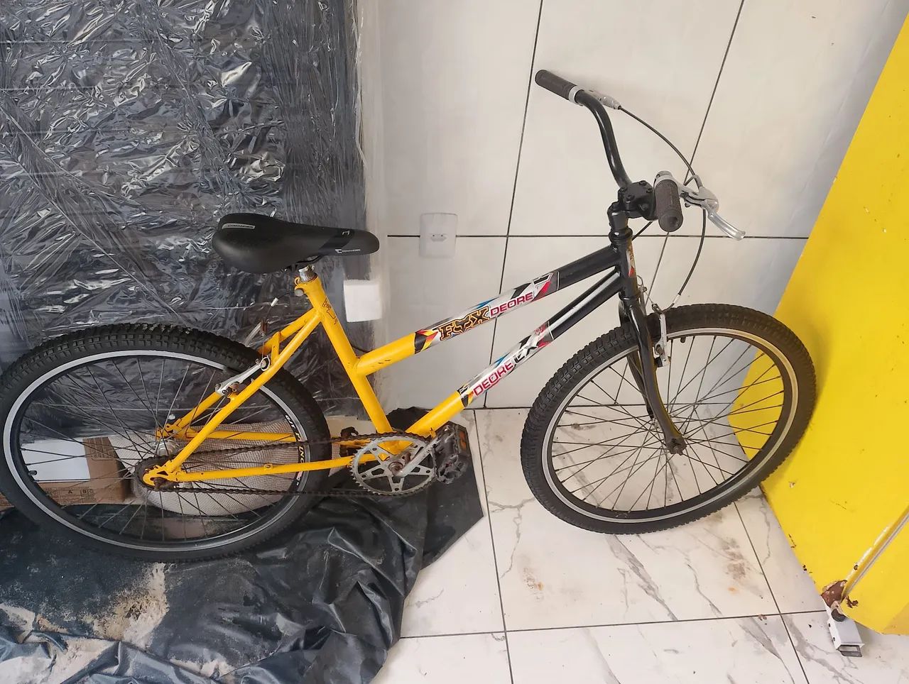 Vende-se duas bicicletas uma com marcha e outra sem - Foto 2