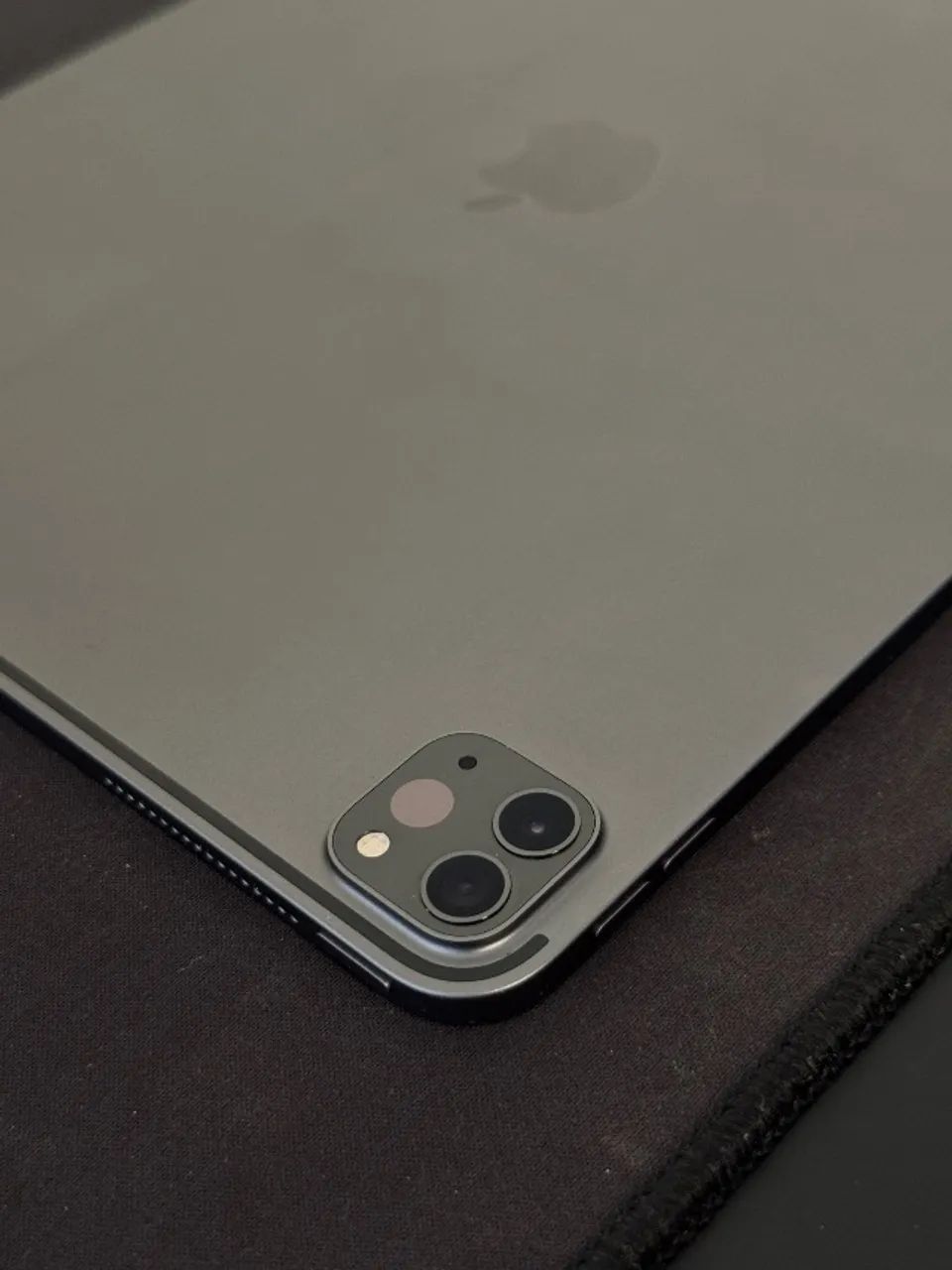 Ipad Pro com Apple Pencil e Smart Keyboard Folio - Tablets e E