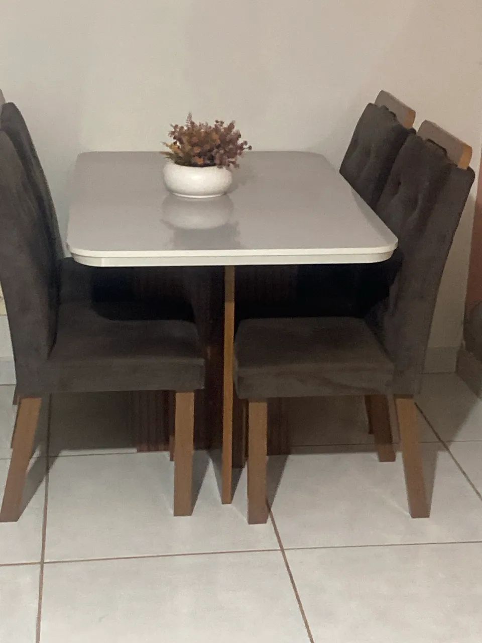 Mesa 4 cadeira 