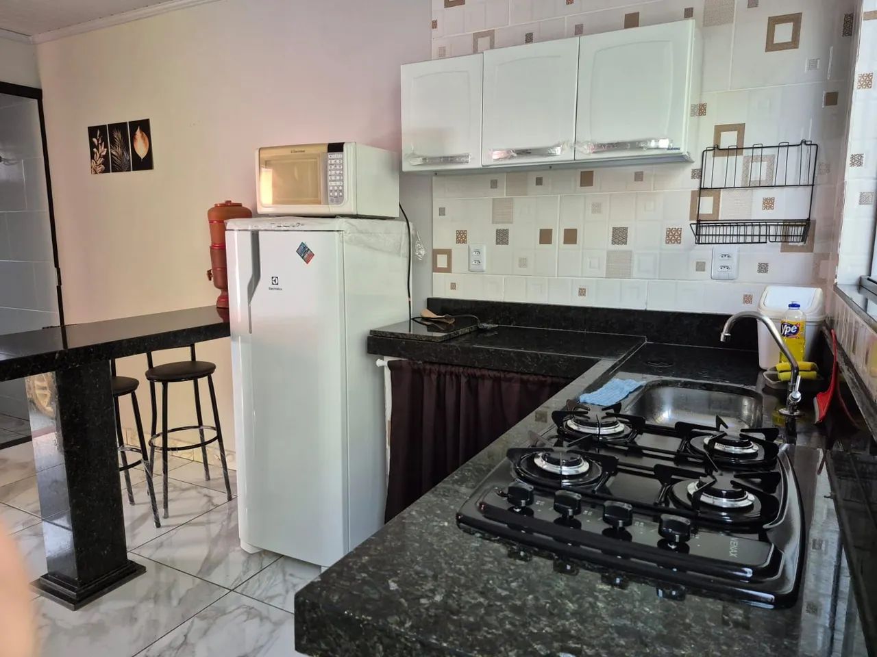 Aluguel de flat mobiliado para solteiro ou casal sem crianças  - Foto 3