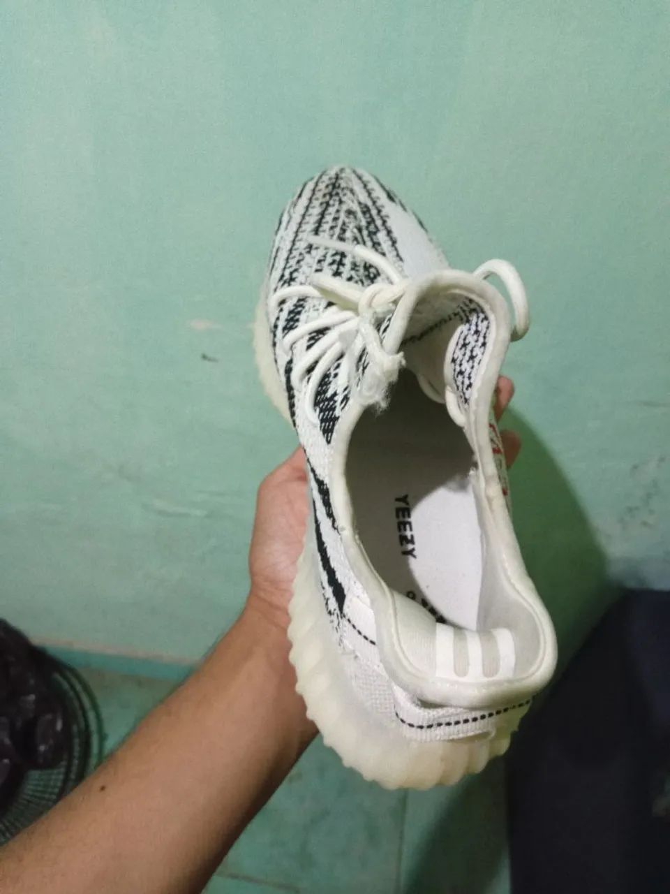 Tênis Adidas Yeezy Boost V2 Zebra - Calçados - Jatiúca, Maceió