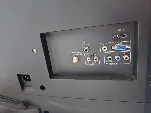 TV AOC 32 polegadas com controle - Foto 3