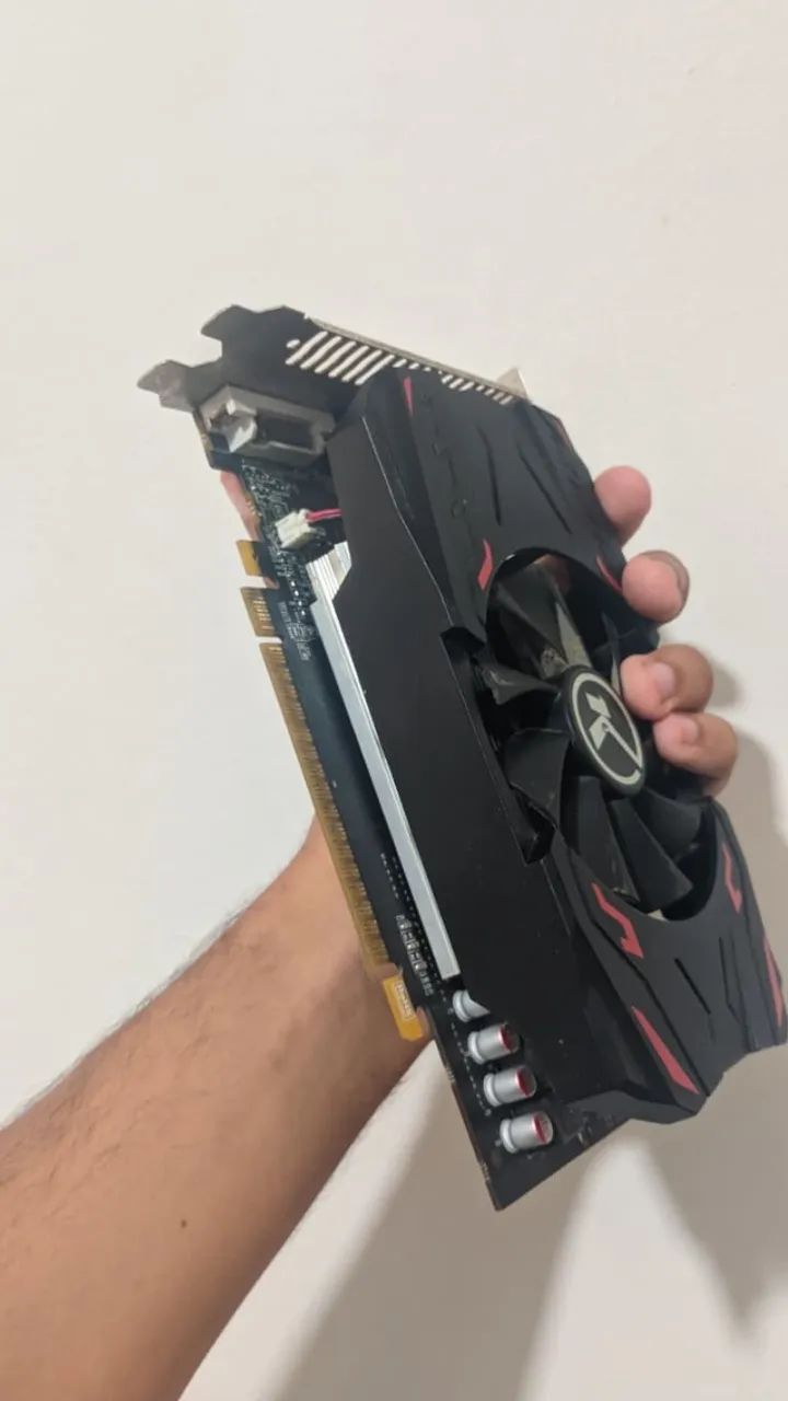 GTX 550-2GB-KNUP - Foto 2