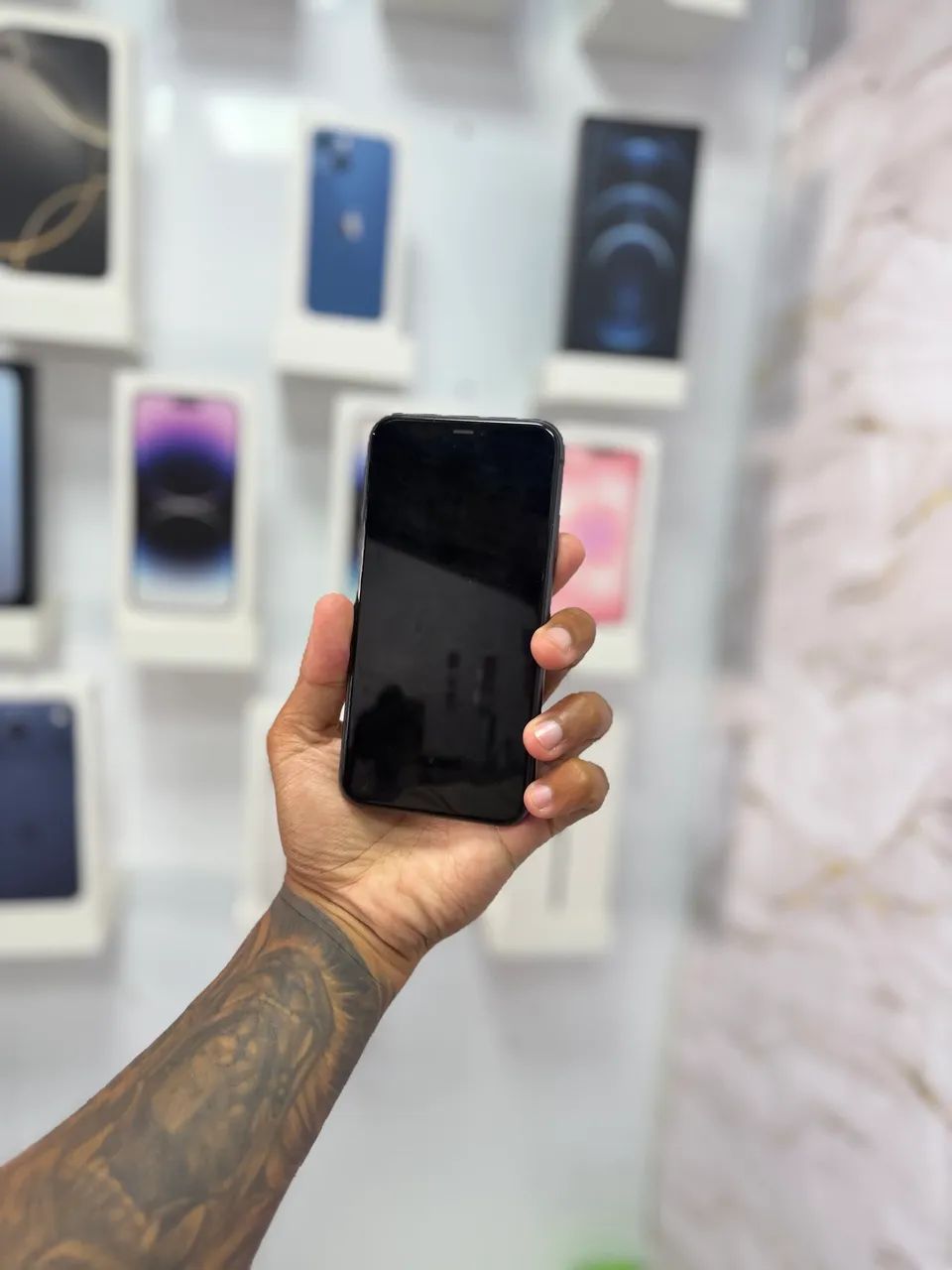 IPHONE 11 128GB PRETO TOP - Foto 2