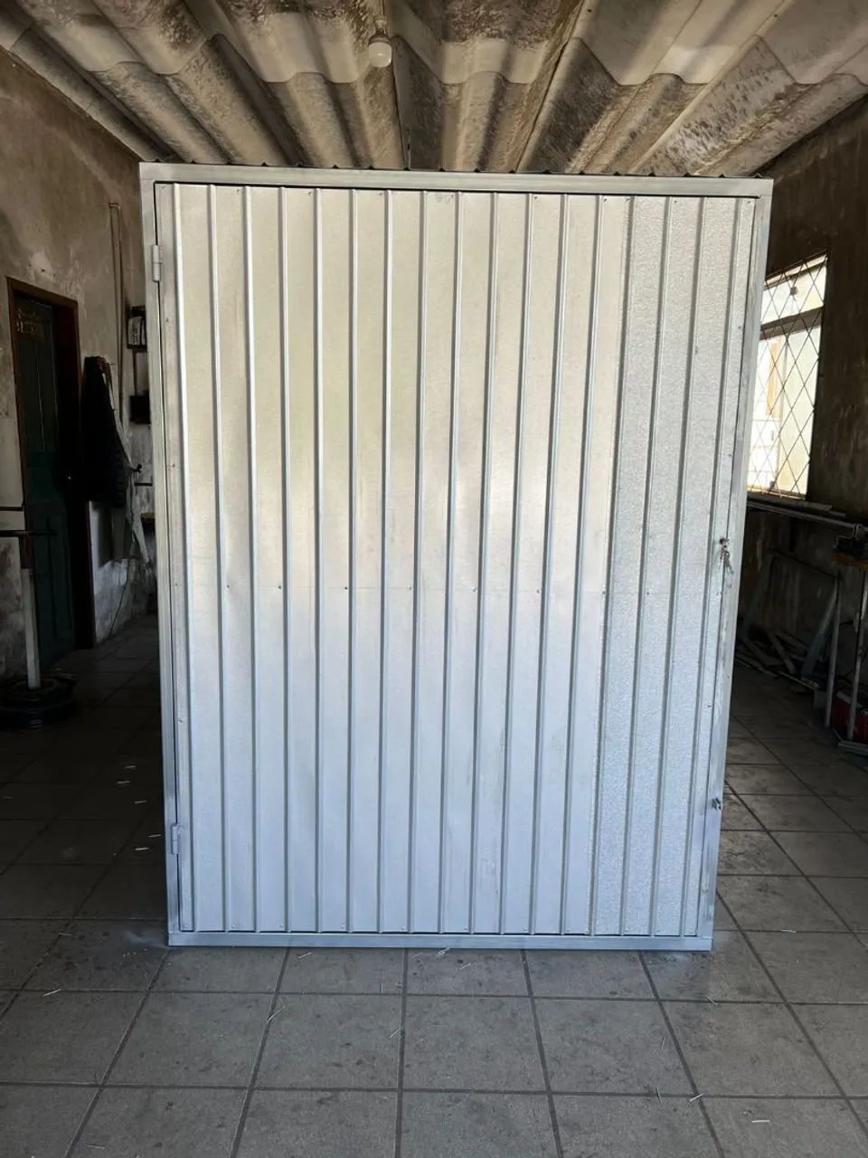 Contêiner a pronta entrega 