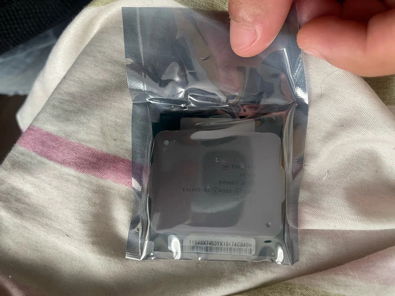 Xeon 2697 v3 - Foto 2
