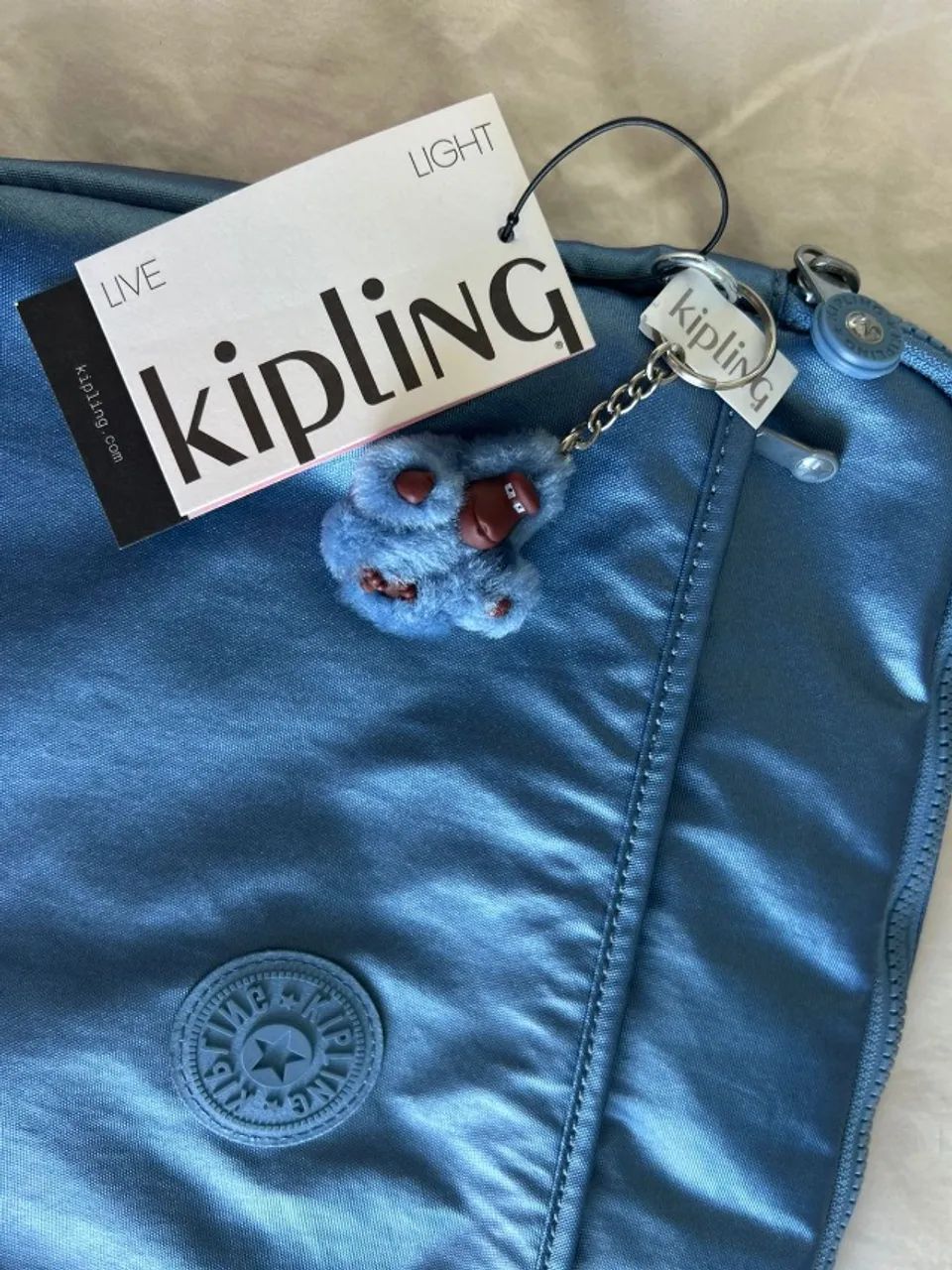 Capa Kipling Laptop Nova Original Notebook 13 Crystal Sapphire Metallic Macbook  - Foto 2