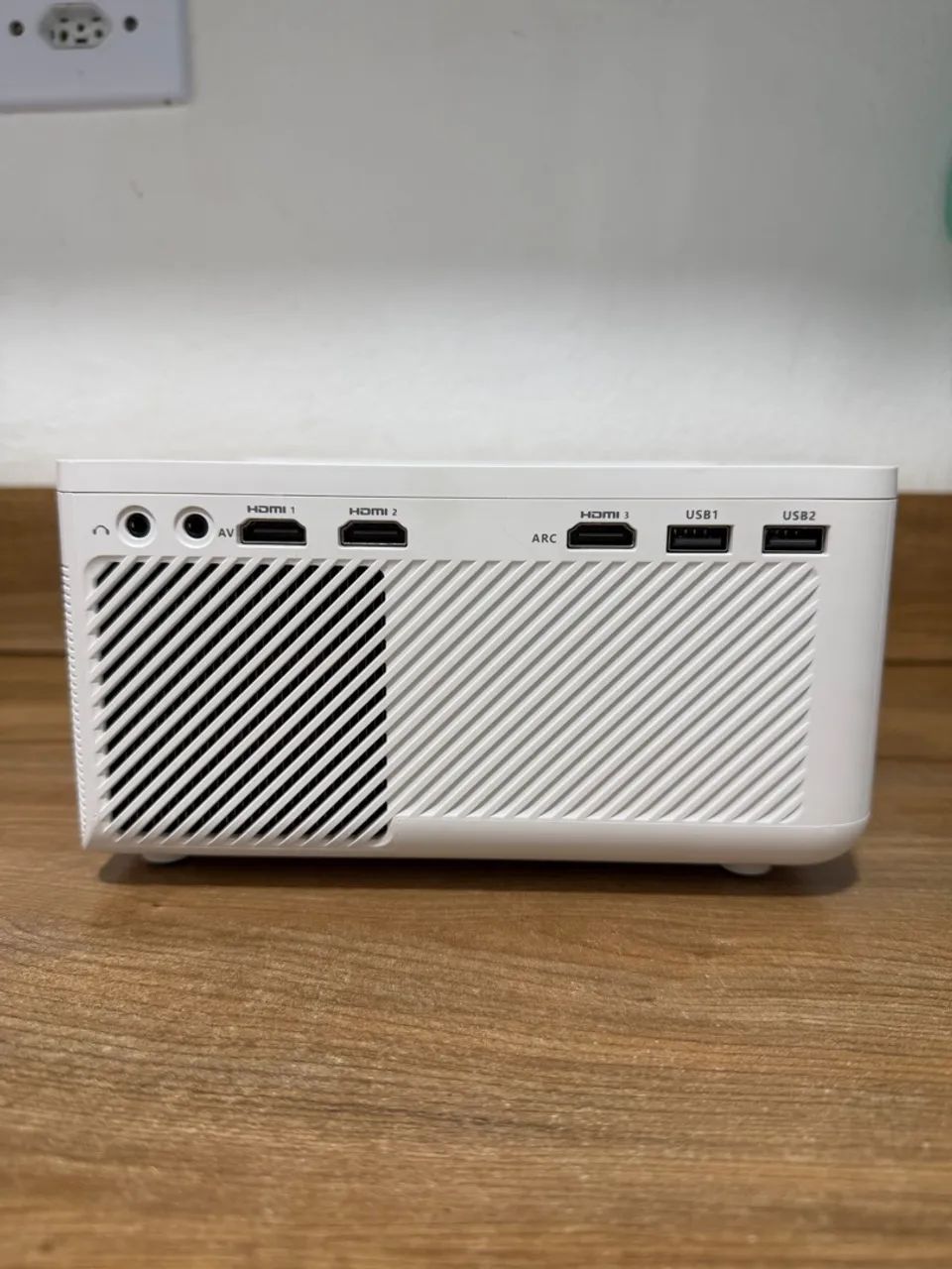 Projetor Intelbras mod PFL5211 - Foto 3