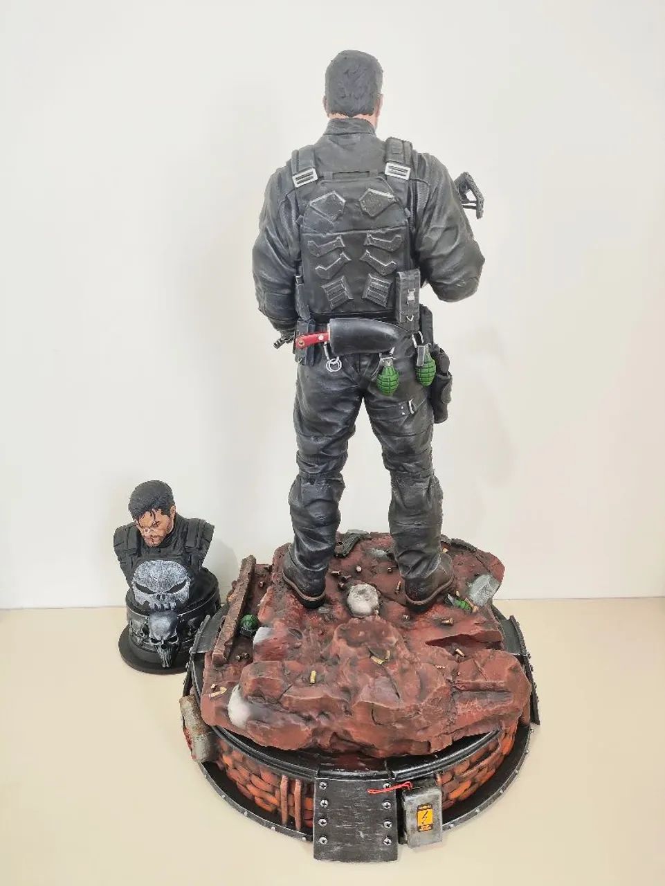 The Punisher War Zone 1/4 custom - Foto 5