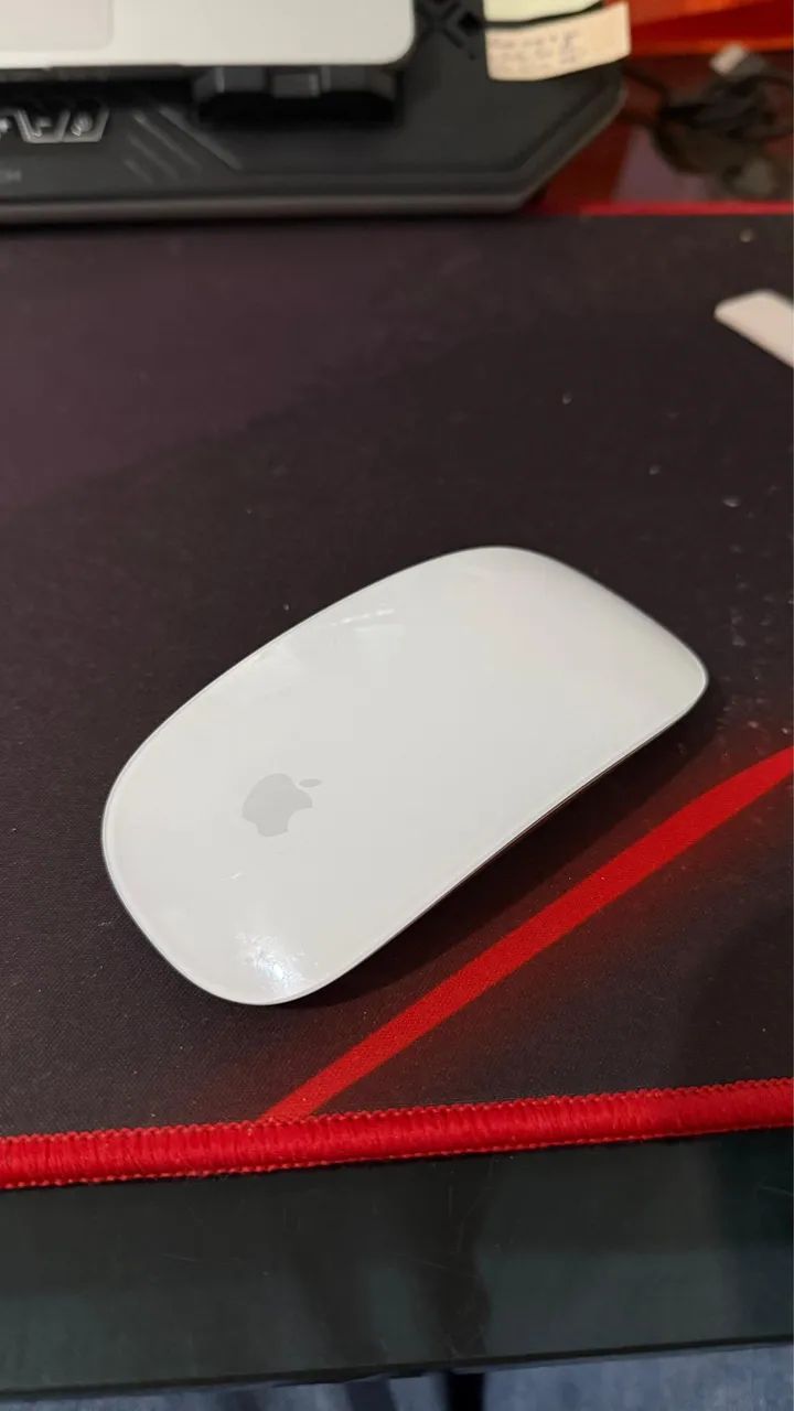 Magic Mouse (USB?C) - Superfície Multi-Touch branca