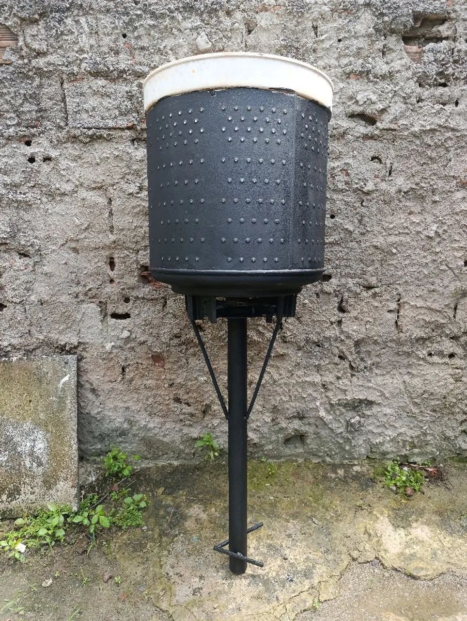 Lixeira de calçada 