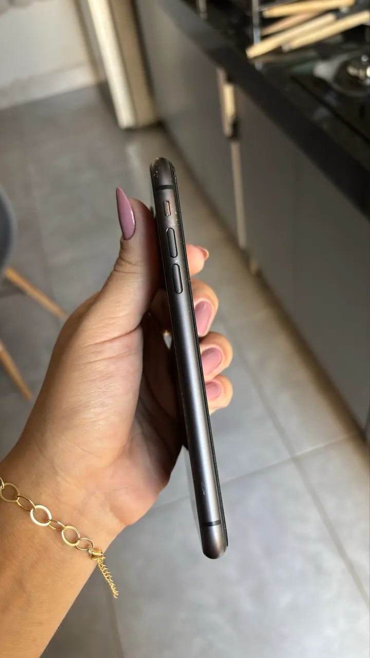 iPhone 11 64g - Foto 4
