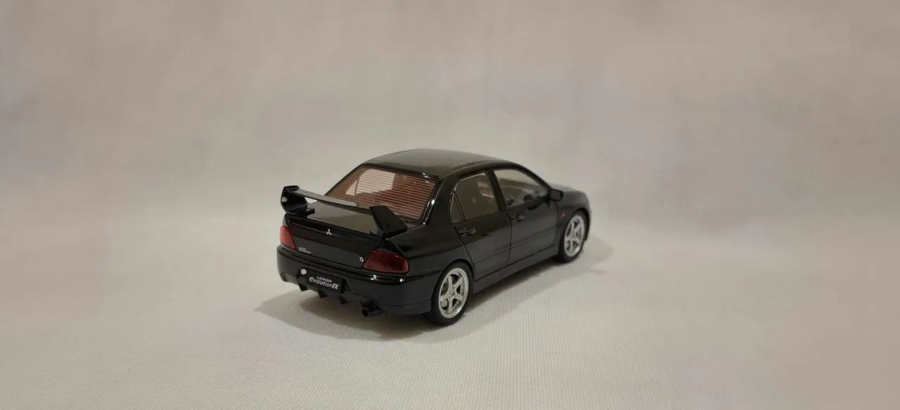 Mitsubishi Lancer em metal- coleção  - Foto 2