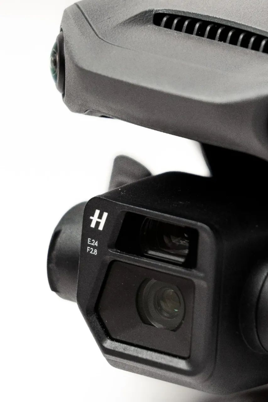 DJI MAVIC 3 FLY MORE COMBO - Foto 2