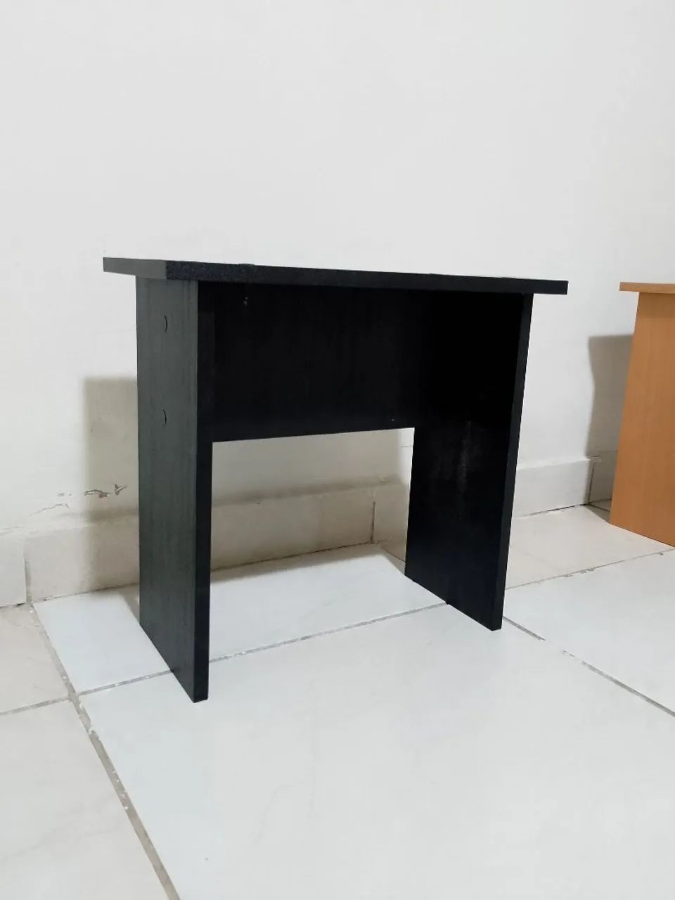 Banqueta de mdf, cores variadas. - Foto 4