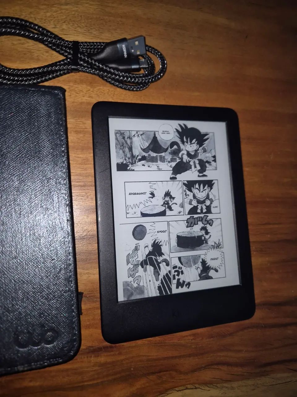 Kindle 10 Geração Sem Luz. Capa e cabo - Foto 3